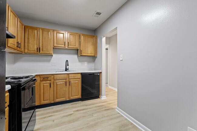 Building Photo - Fields