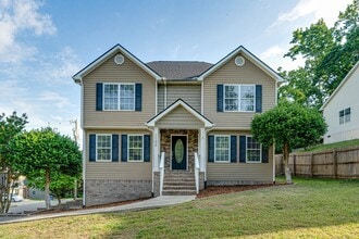 Building Photo - 1106 Coker Cir