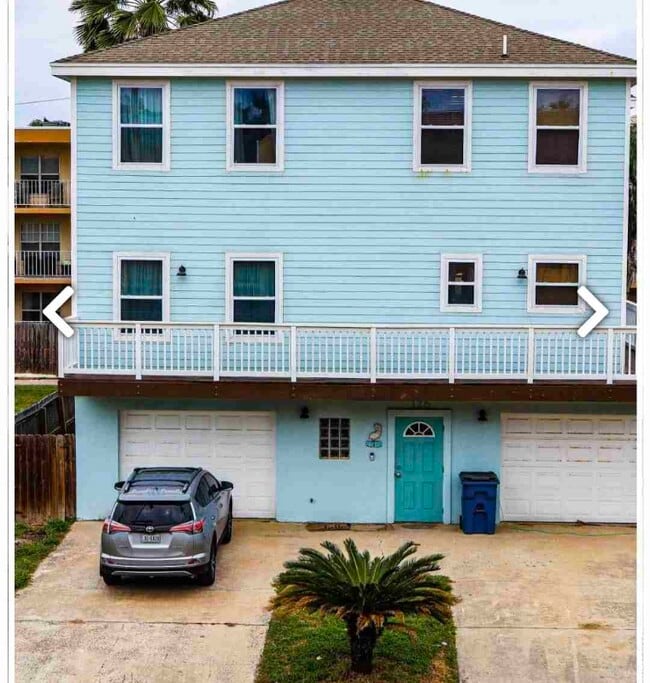 Building Photo - 126 Pike St