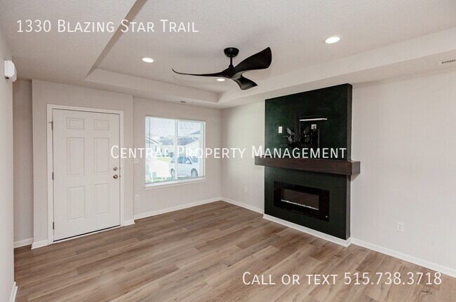 Foto del edificio - 1330 Blazing Star Dr