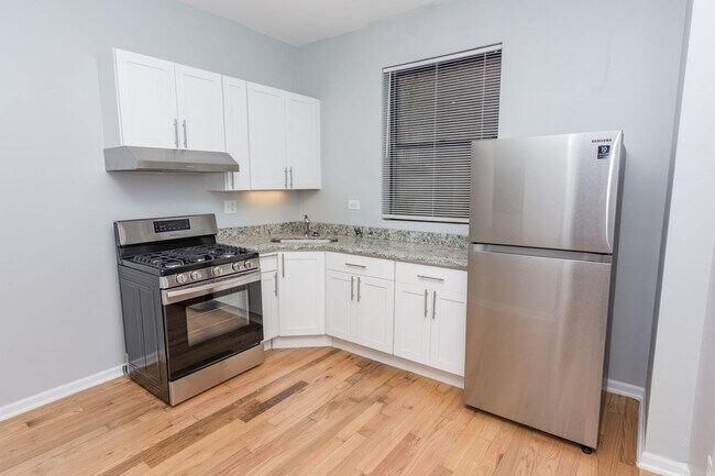 Foto del edificio - 71 E 56th St