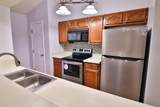 Photo - 13110 Briarcliff Terrace (Germantown, MD) Townhome