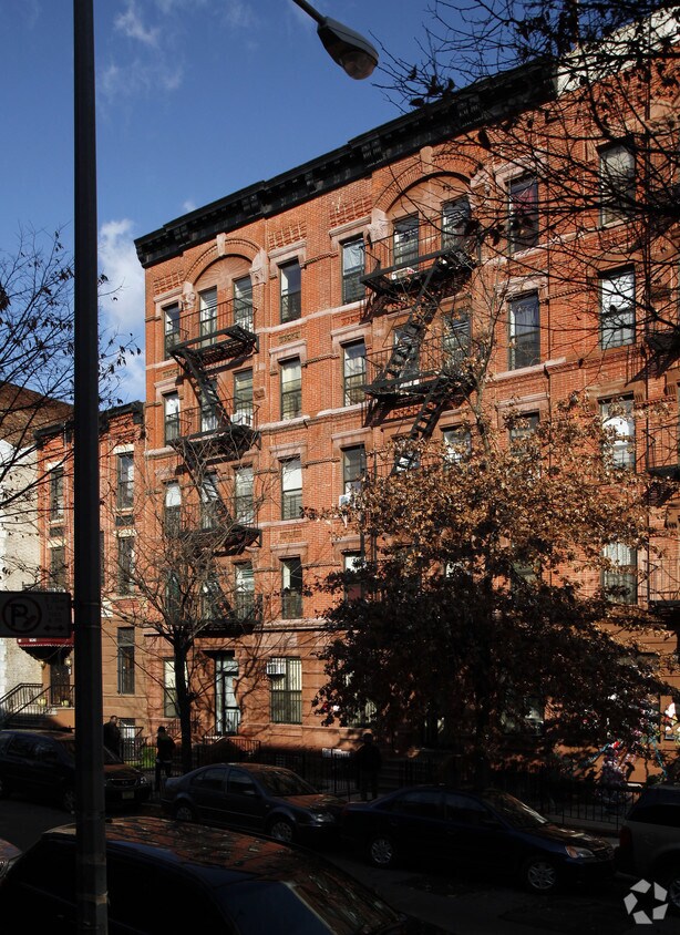 153 W 132nd St - West 132Nd Street Cluster