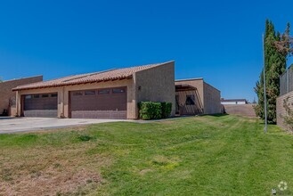 Building Photo - 2650 S Los Amigos Dr
