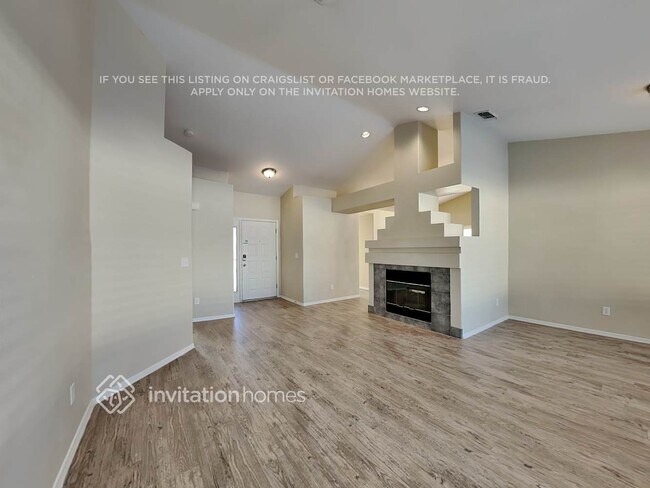 Foto del edificio - 4512 Crimson Leaf Dr