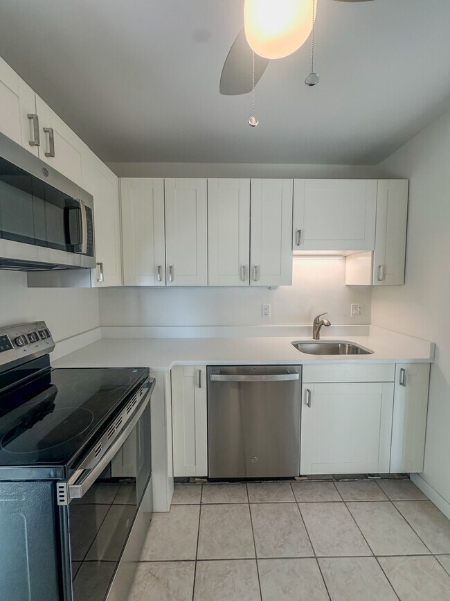 Foto del edificio - 1255 N Sandburg Terrace