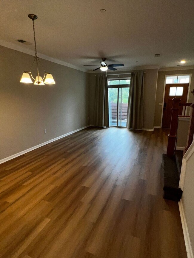 Foto del edificio - Charming 2-Bedroom, 3-Bath Home ASK ABOUT ...