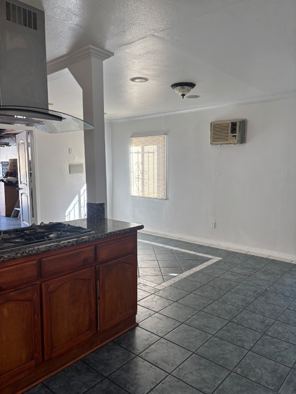 Foto del edificio - 519 S Bonnie Beach Pl