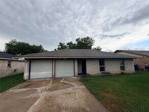 Building Photo - 1507 Bonnie