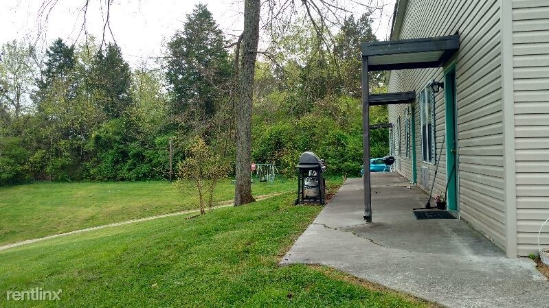 Building Photo - 1 br, 1 bath Apartment - 4649  Lakeshore Dr