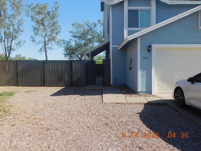 Building Photo - 8119 W Desert Cove Ave