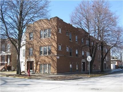 Primary Photo - 2402 S Clarence Ave