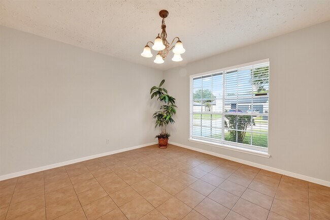 Building Photo - 2018 Windy Meadow Dr