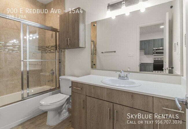 Foto del edificio - 900 E Redbud Ave