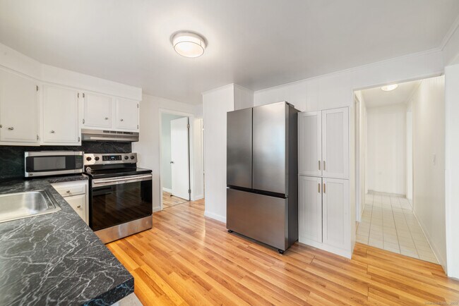 Foto del edificio - 46 Elaine Rd