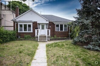 Building Photo - 127 Randolph Rd