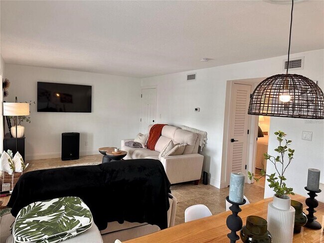 Foto del edificio - 5070 Beach Dr SE
