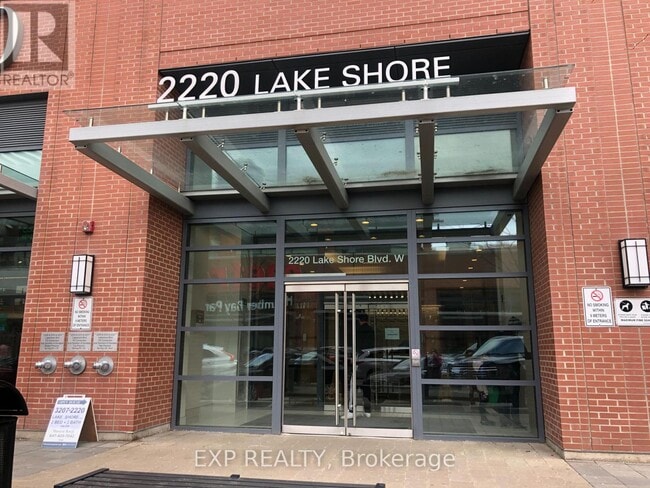 Building Photo - 2220 Lake Shore Blvd W