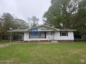 Building Photo - 3154 Oak Forest Dr