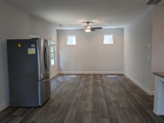 Building Photo - 479 Omnia Ridge Way