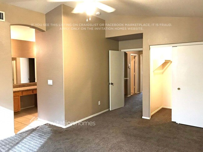 Foto del edificio - 11194 W Granada Rd