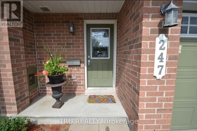 Building Photo - 247 Hunterbrook St