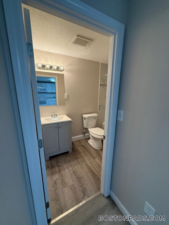Foto del edificio - 53 Ridgewood Ln