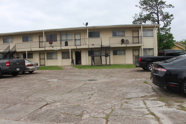 Building Photo - 7820 Calhoun Rd