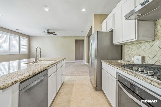 Building Photo - Charming 3BR House in Bakersfield