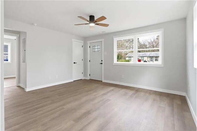Photo - 1543 Evergreen St House
