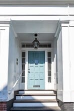 Building Photo - 76 Pearl St