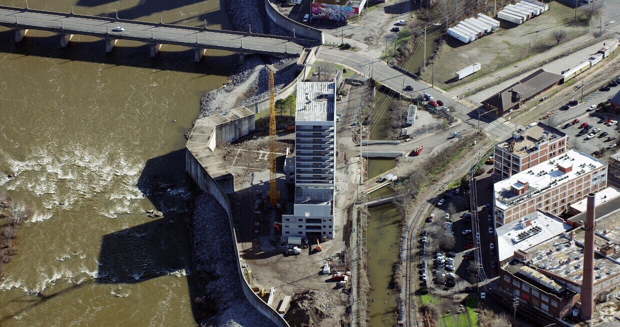 South Falls Tower Apartments Richmond, VA