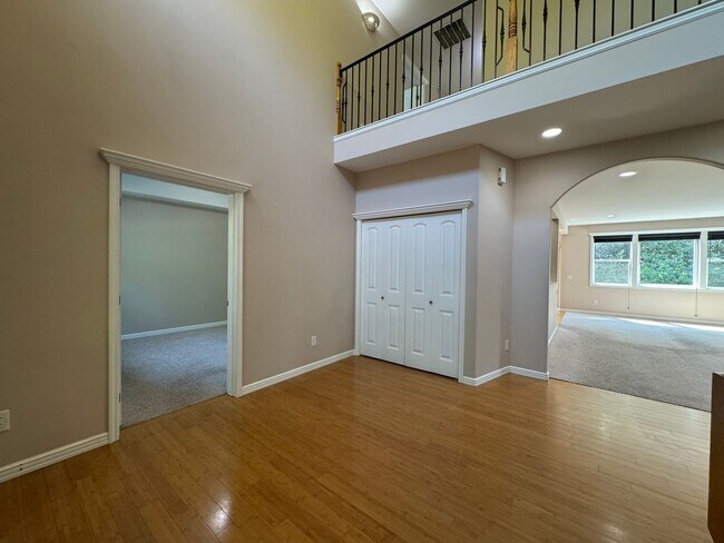 Foto del edificio - 4467 Castlerock Dr