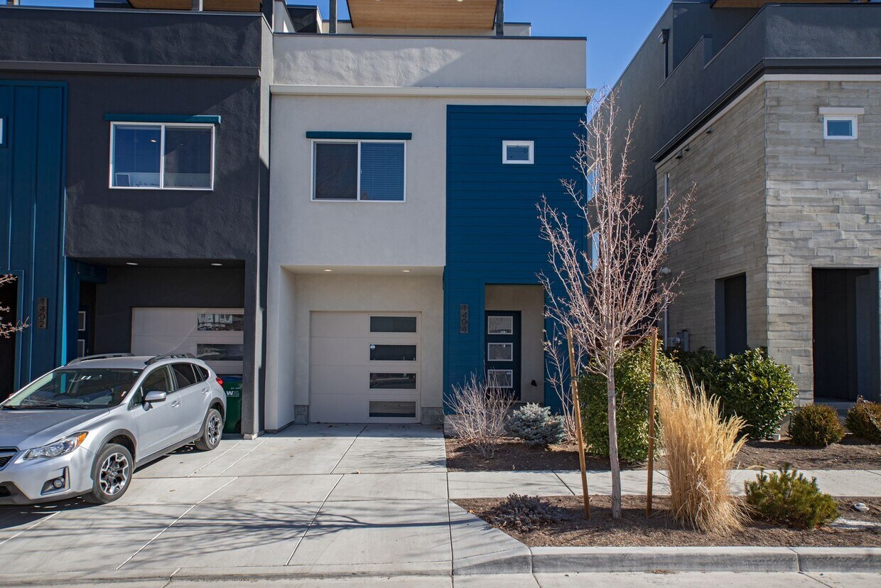 1404 Tonopah St, Reno, NV 89509 House Rental in Reno, NV