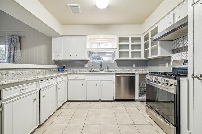 Foto del edificio - 12038 White Cap Ln