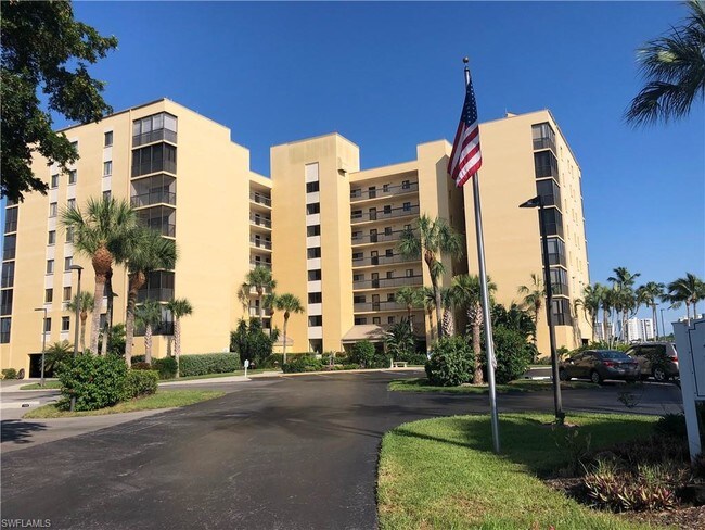 400 Lenell Rd, Fort Myers Beach, FL 33931 Condo for Rent