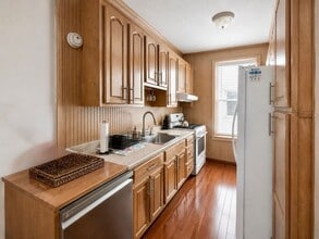 Building Photo - 1623 66th St