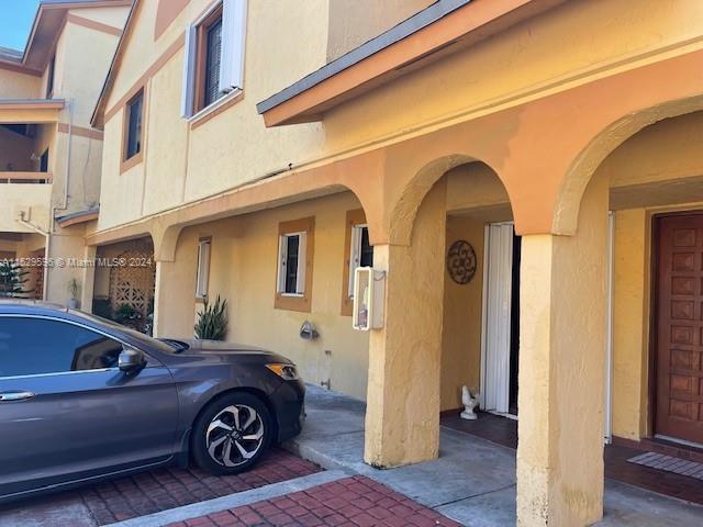 Primary Photo - 1595 SW 122nd Ave