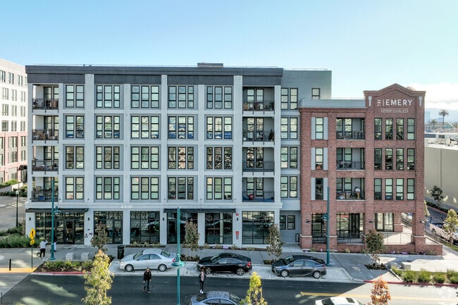 Photo - The Emery Apartments