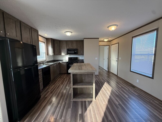 Building Photo - 12403 St Michel Ave