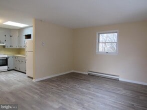 Building Photo - 221 Swinehart Rd