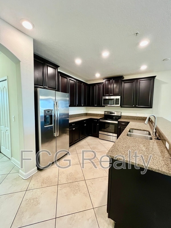 Foto del edificio - 8975 Azalea Sands Ln