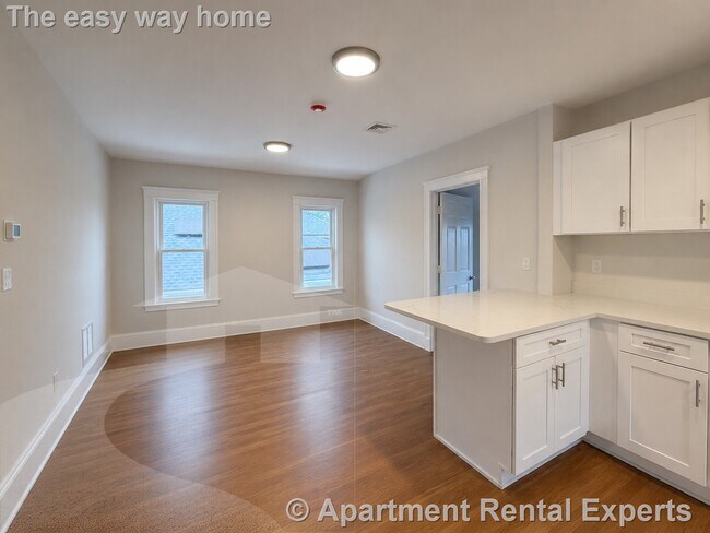 Photo - 47 Curtis Ave Unit #3 Apartment