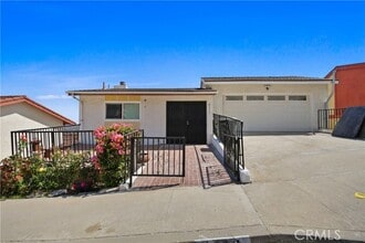 Building Photo - 4217 Mesa St