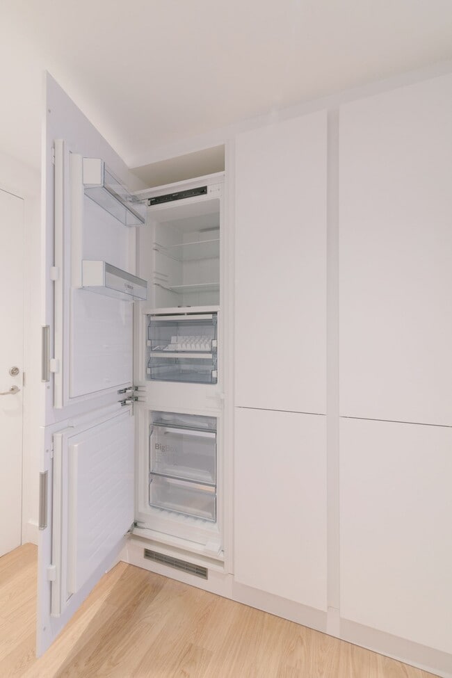 Photo du bâtiment - 3455 Rue Aylmer