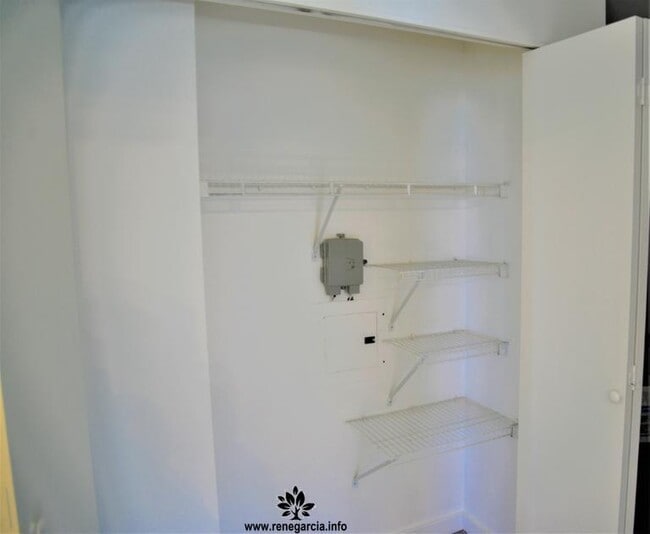 Building Photo - 2 bedroom in NEW YORK NY 10004