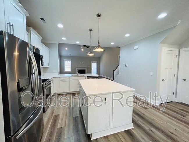 Photo - 3755 Spicetree Dr House