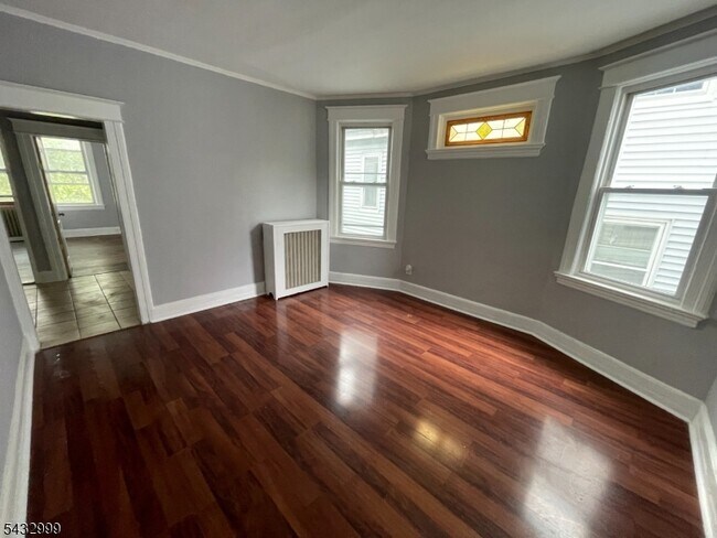 Foto del edificio - 8 Treacy Ave