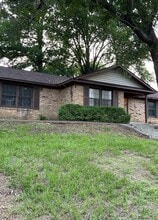 Building Photo - 3337 Paluxy Dr
