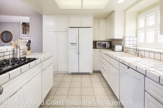 Building Photo - 2834 Surfrider Ave
